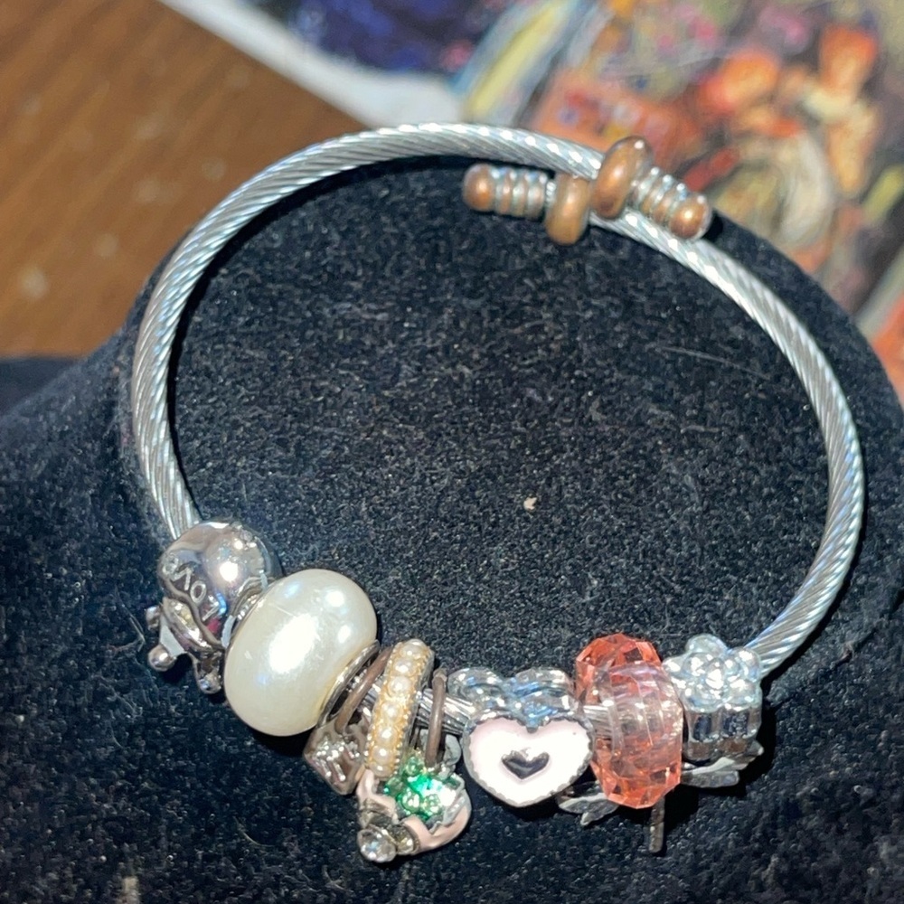 Star Love Crown charm bracelet